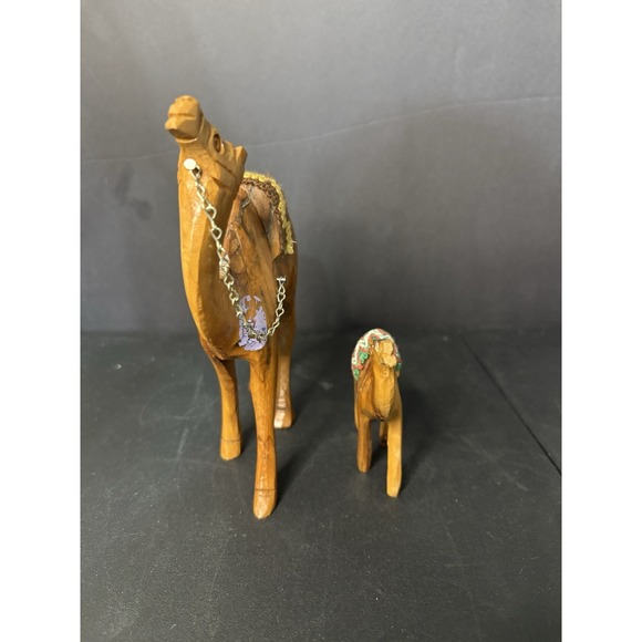 2 Vintage Hand Carved Olive Wood Wooden Camels Carving Figurine Sculpture - Picture 5 of 7